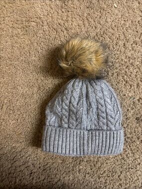 Madison 88 gray Knit Acrylic Beanie Hat lined